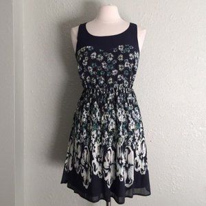 ⭐4 for $25 ⭐Lauren Conrad Floral Dress